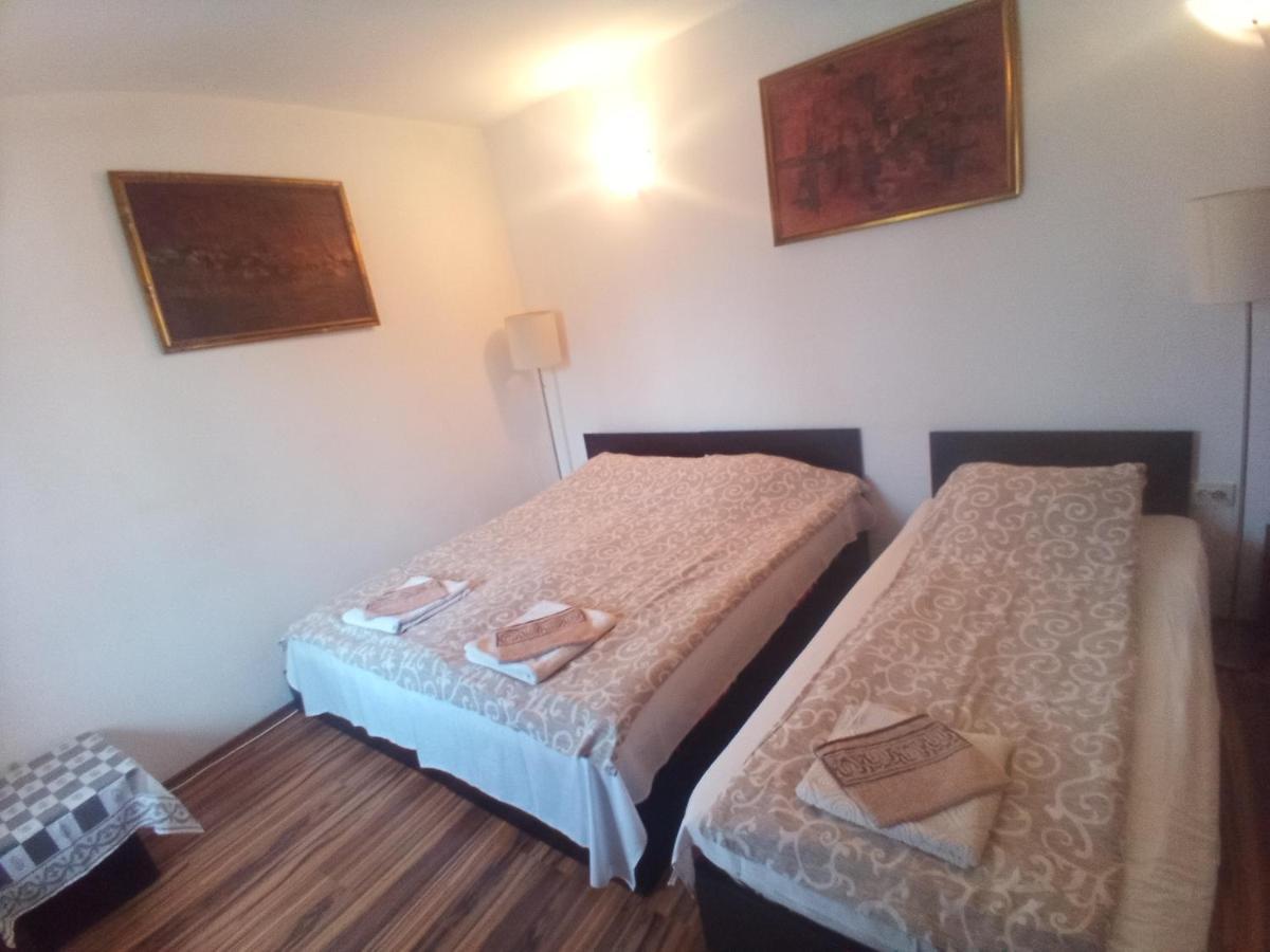 Стаи За Гости Алба Казанлык Экстерьер фото
